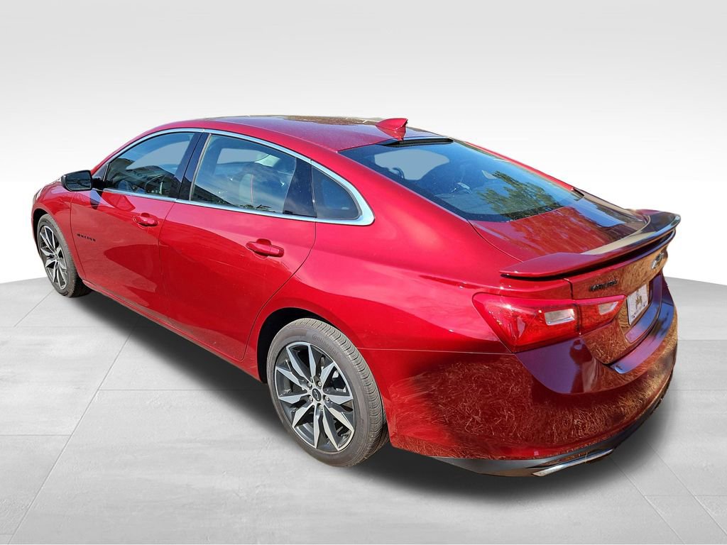 Used 2025 Chevrolet Malibu RS image 4