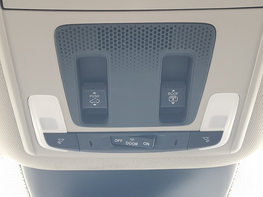 Certified 2025 Honda Pilot Elite image 35