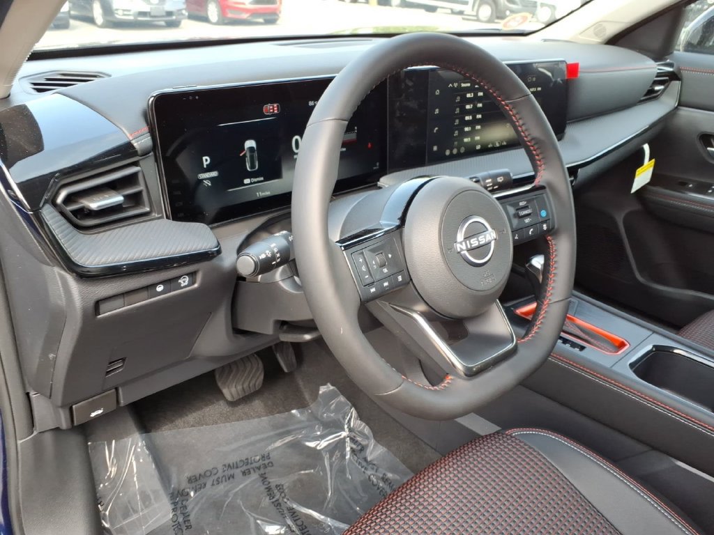New 2027 Nissan Kicks SR w/ Cold Weather Package FWD image 19