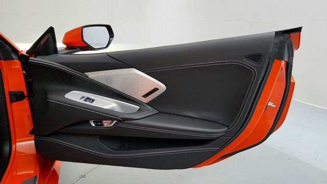 Certified 2021 Chevrolet Corvette Stingray Premium Conv w/ Z51 Performance Package image 18