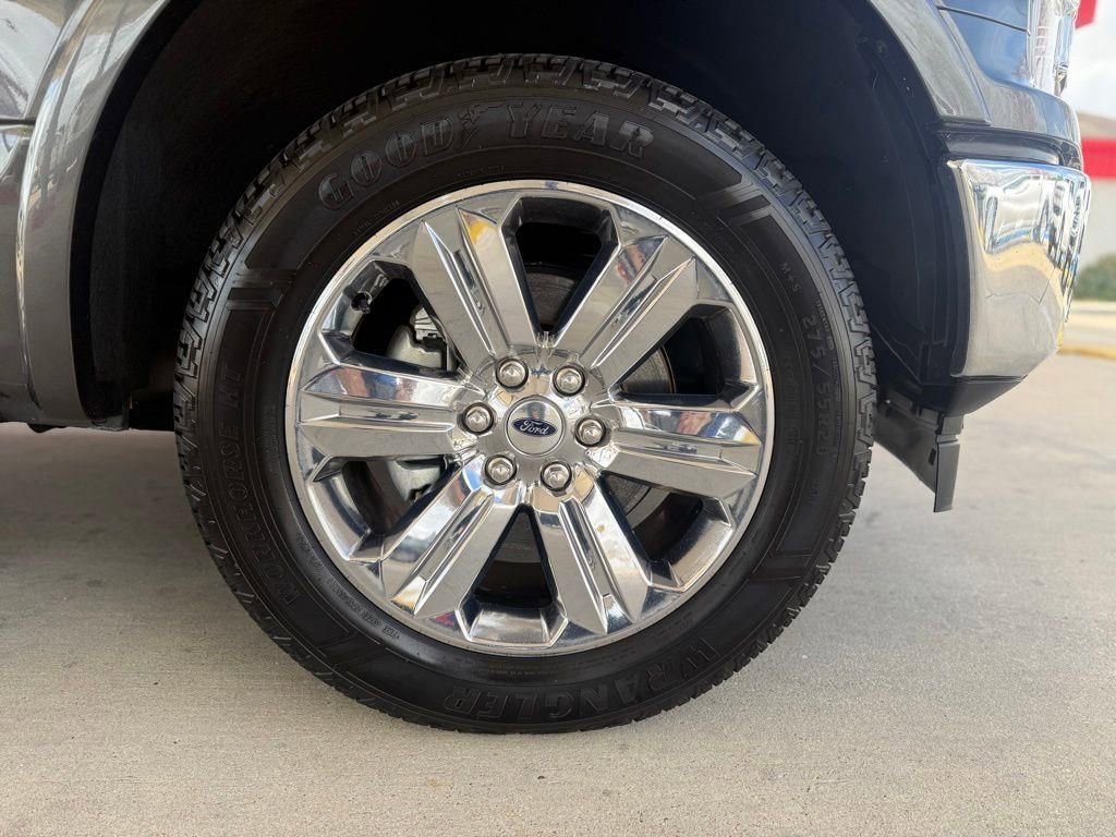 Used 2020 Ford F150 Lariat w/ Equipment Group 502A Luxury image 9