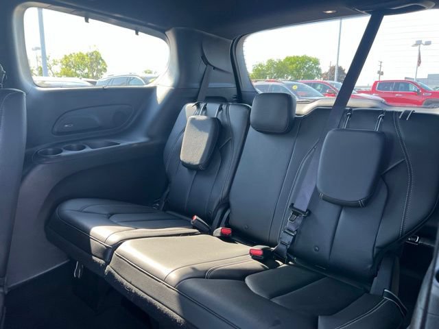 Used 2018 Chrysler Pacifica Touring-L Plus w/ S Appearance Package FWD image 13