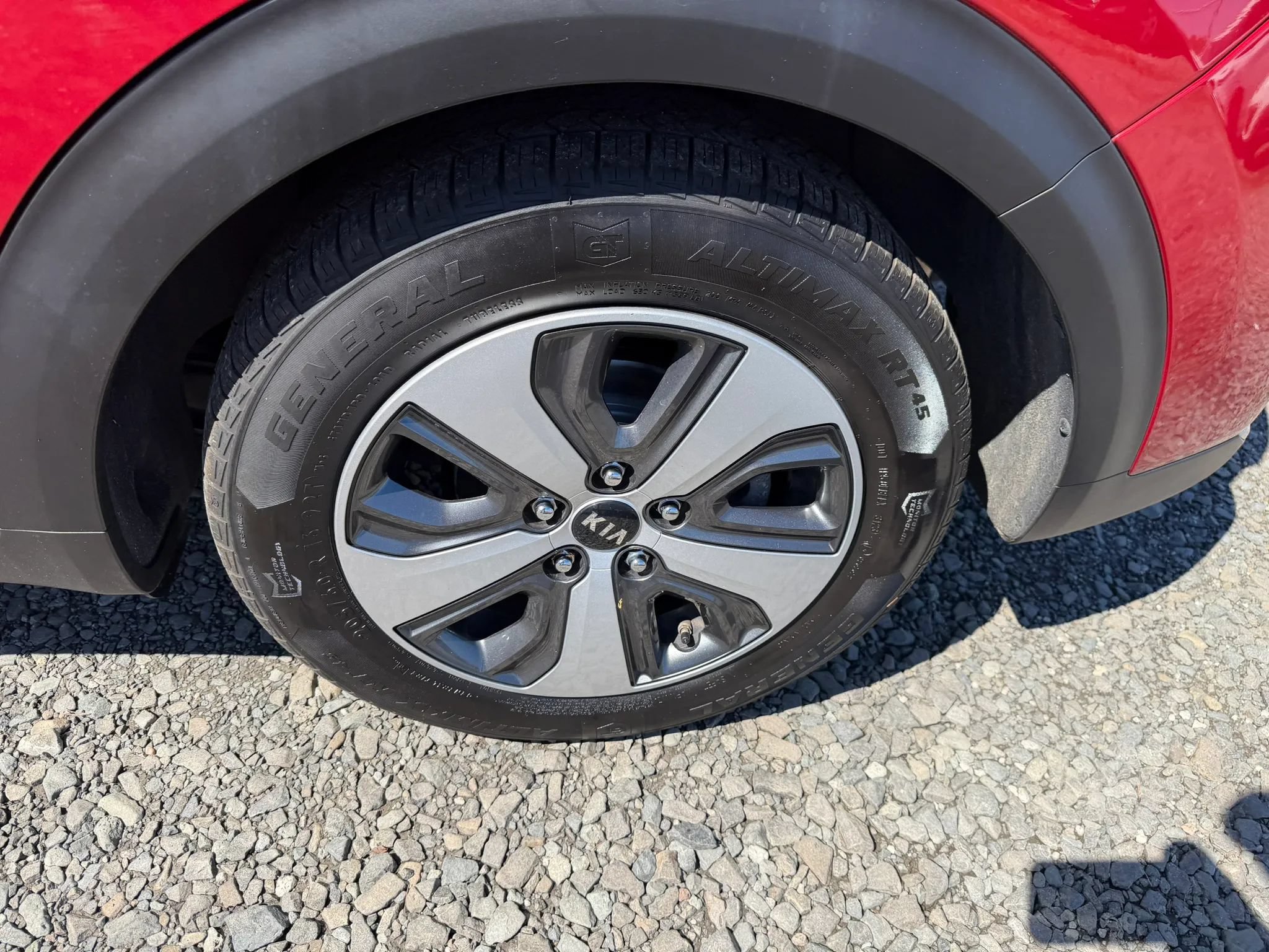 Used 2019 Kia Niro LX FWD image 9