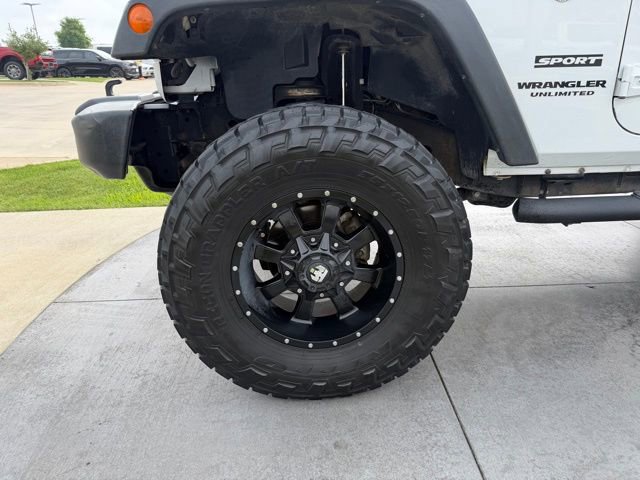 Used 2016 Jeep Wrangler Unlimited Sport AWD/4WD image 4
