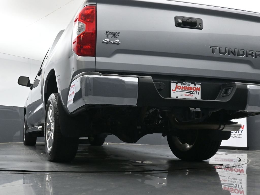 Used 2021 Toyota Tundra SR5 w/ SR5 Upgrade Package AWD/4WD image 40