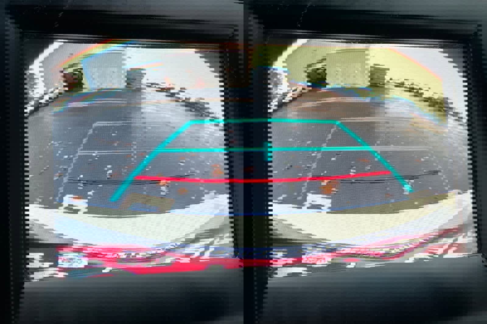 Used 2016 Toyota Camry LE image 19