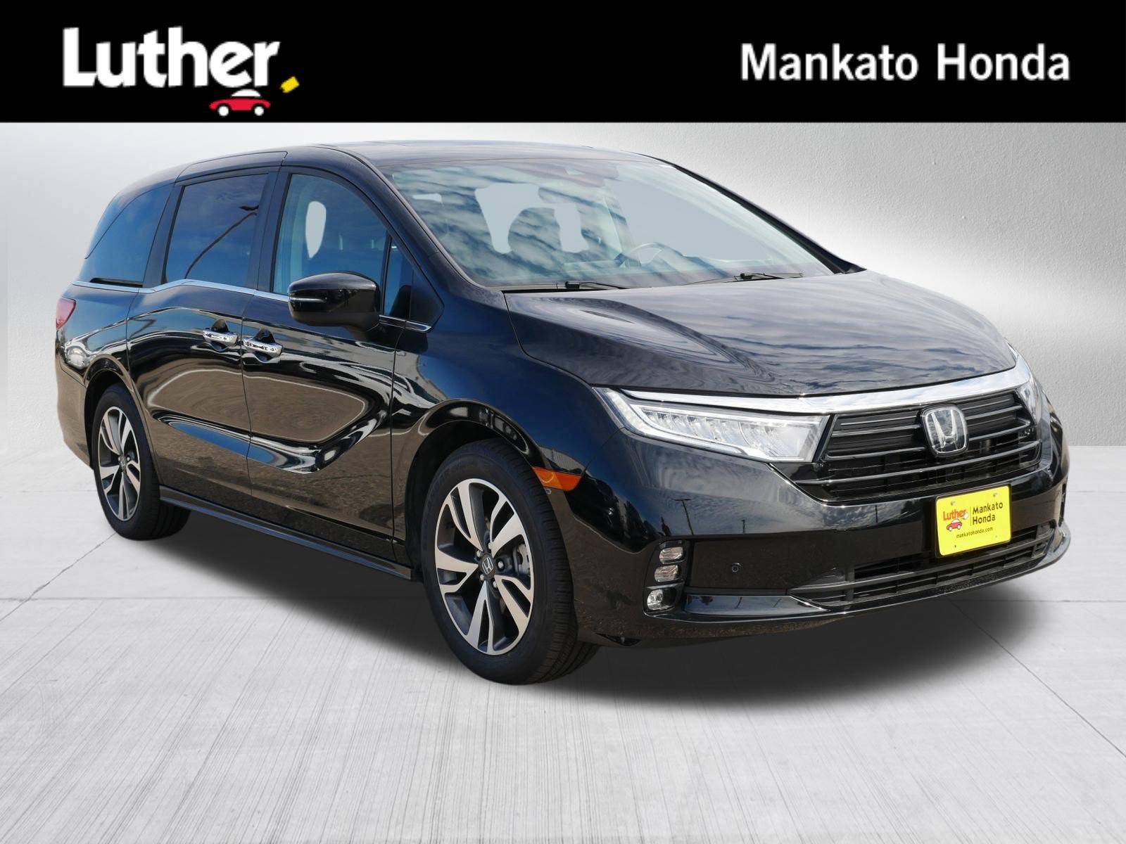 Used 2024 Honda Odyssey Touring image 1