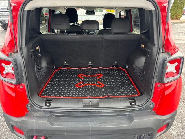 Used 2017 Jeep Renegade Trailhawk image 6