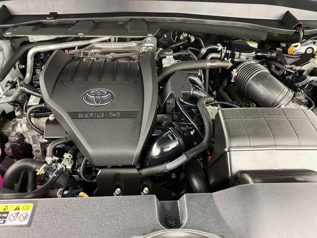 Used 2025 Toyota Grand Highlander AWD Hybrid image 34