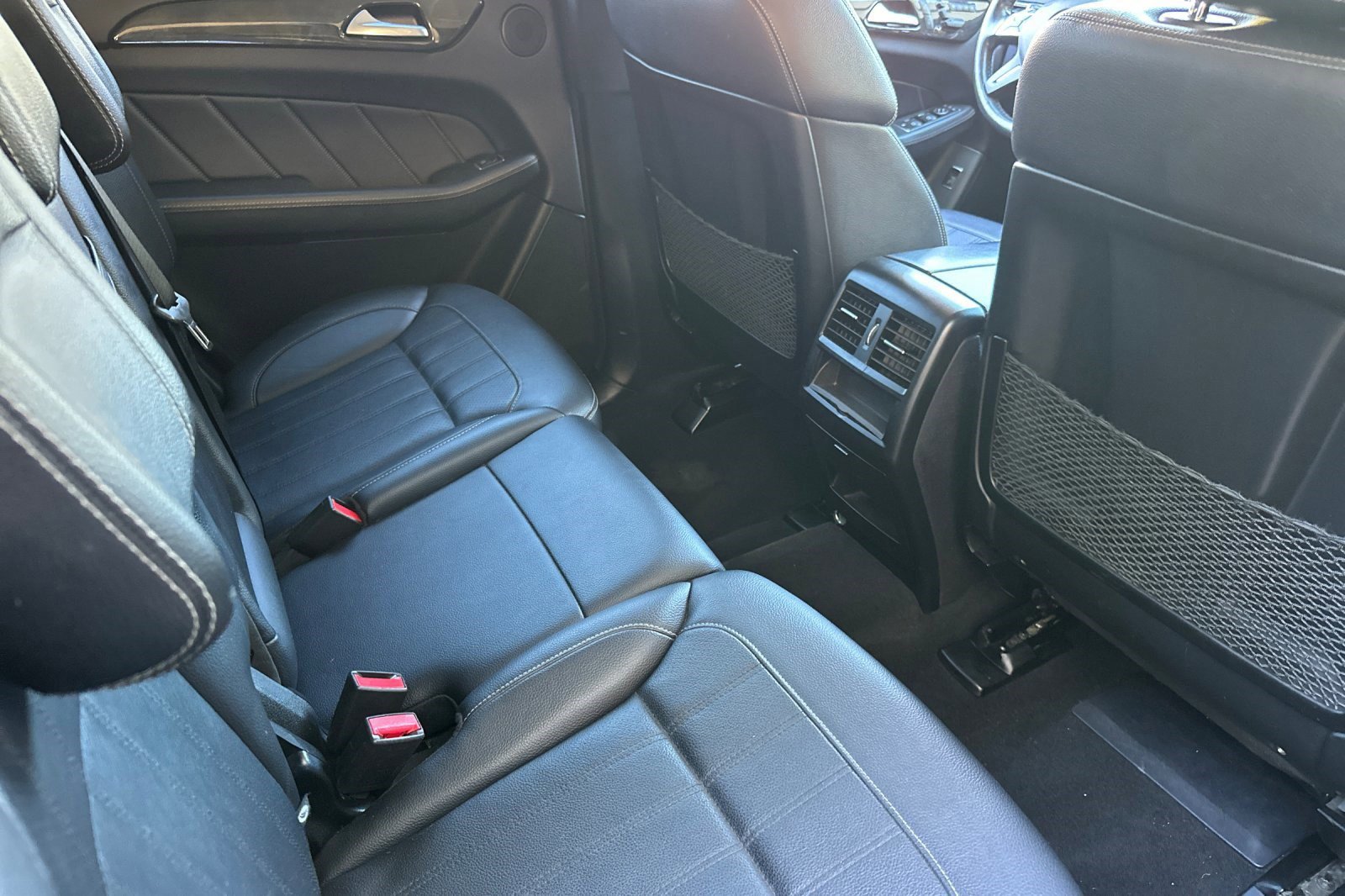 Used 2016 Mercedes-Benz GL 450 4MATIC image 32