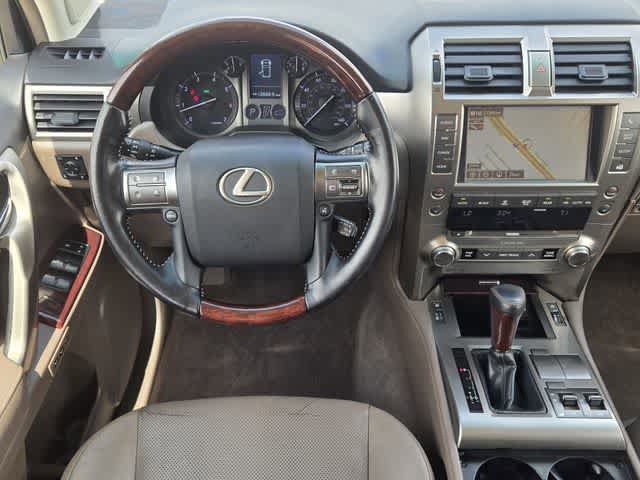 Used 2018 Lexus GX 460 Premium w/ Premium Package AWD/4WD image 15