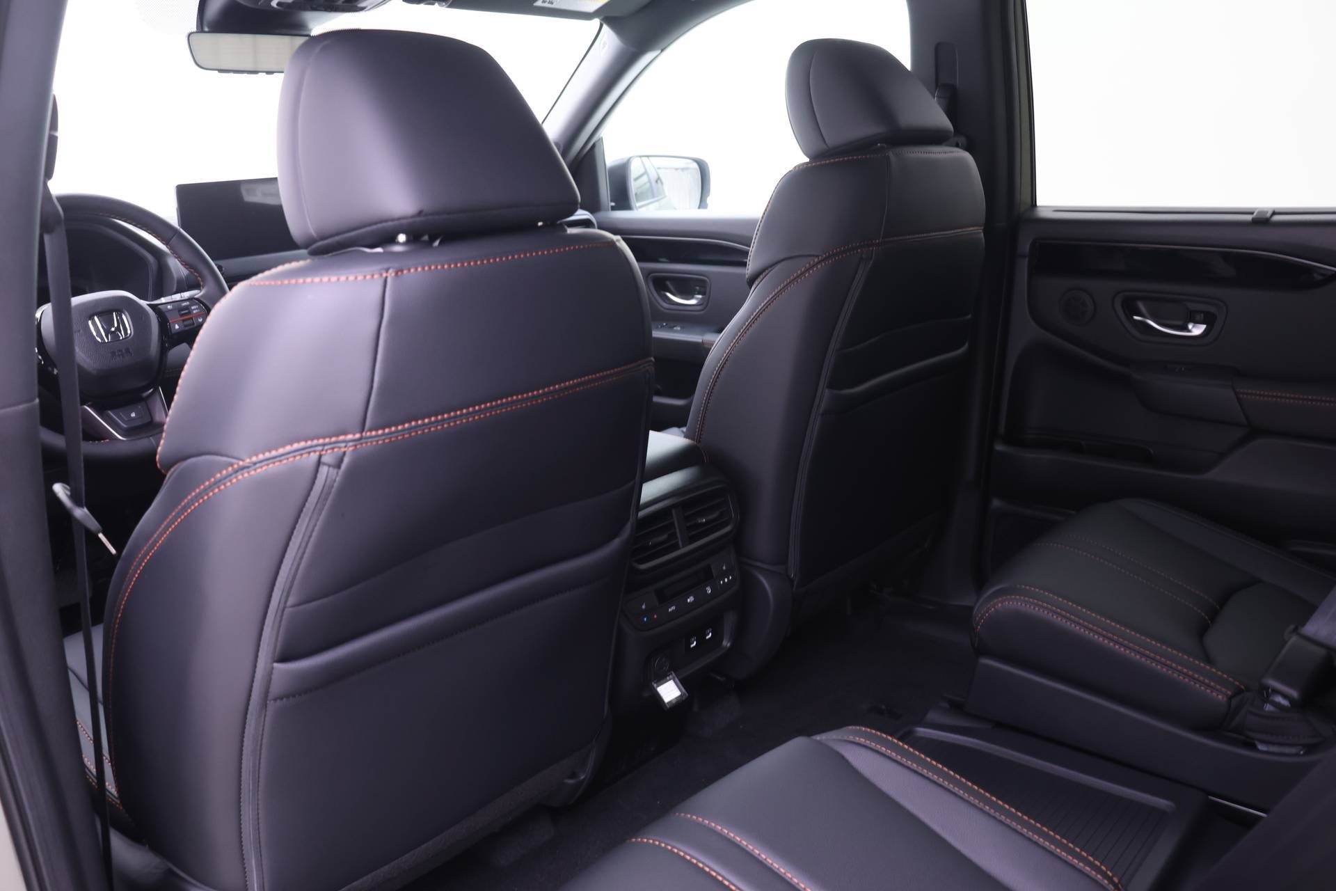 New 2026 Honda Pilot TrailSport image 11