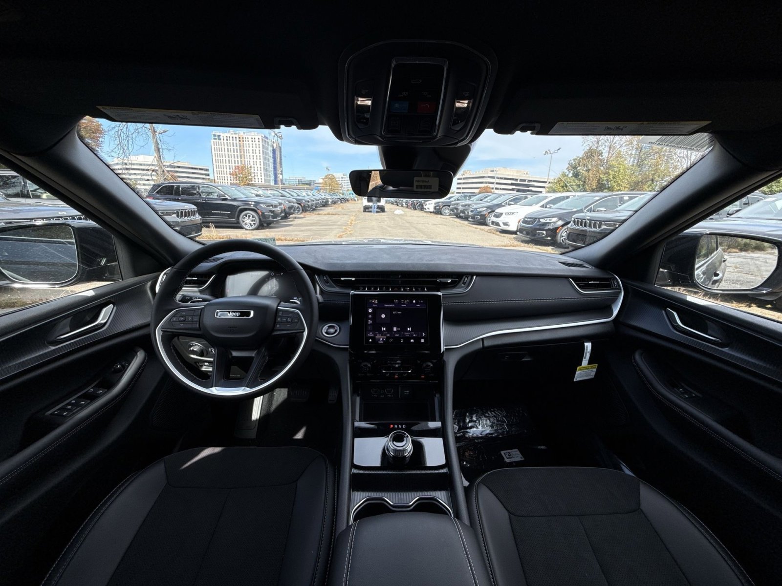 New 2025 Jeep Grand Cherokee Altitude image 22