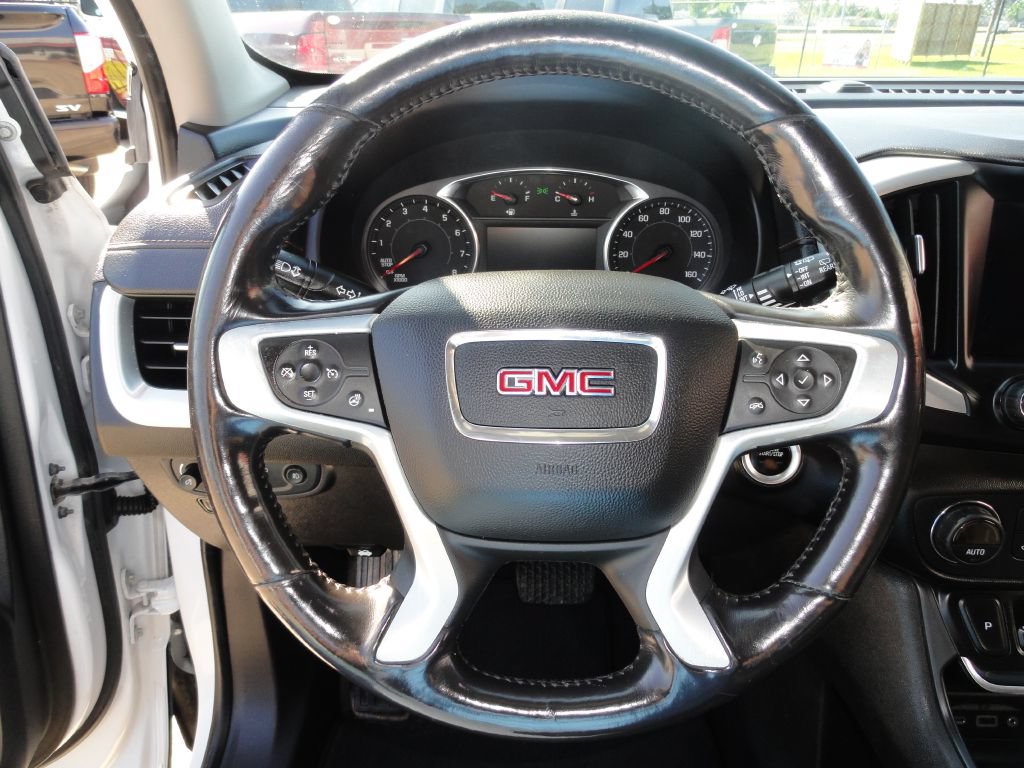Used 2019 GMC Terrain SLT w/ Preferred Package FWD image 16
