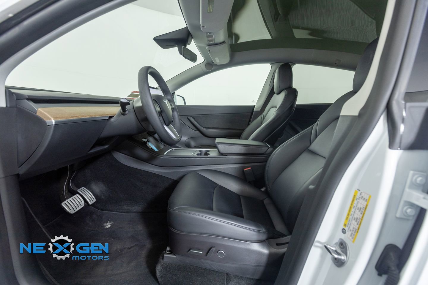 Used 2022 Tesla Model Y Performance image 11