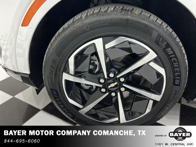 Certified 2024 Chevrolet Equinox EV LT FWD image 27