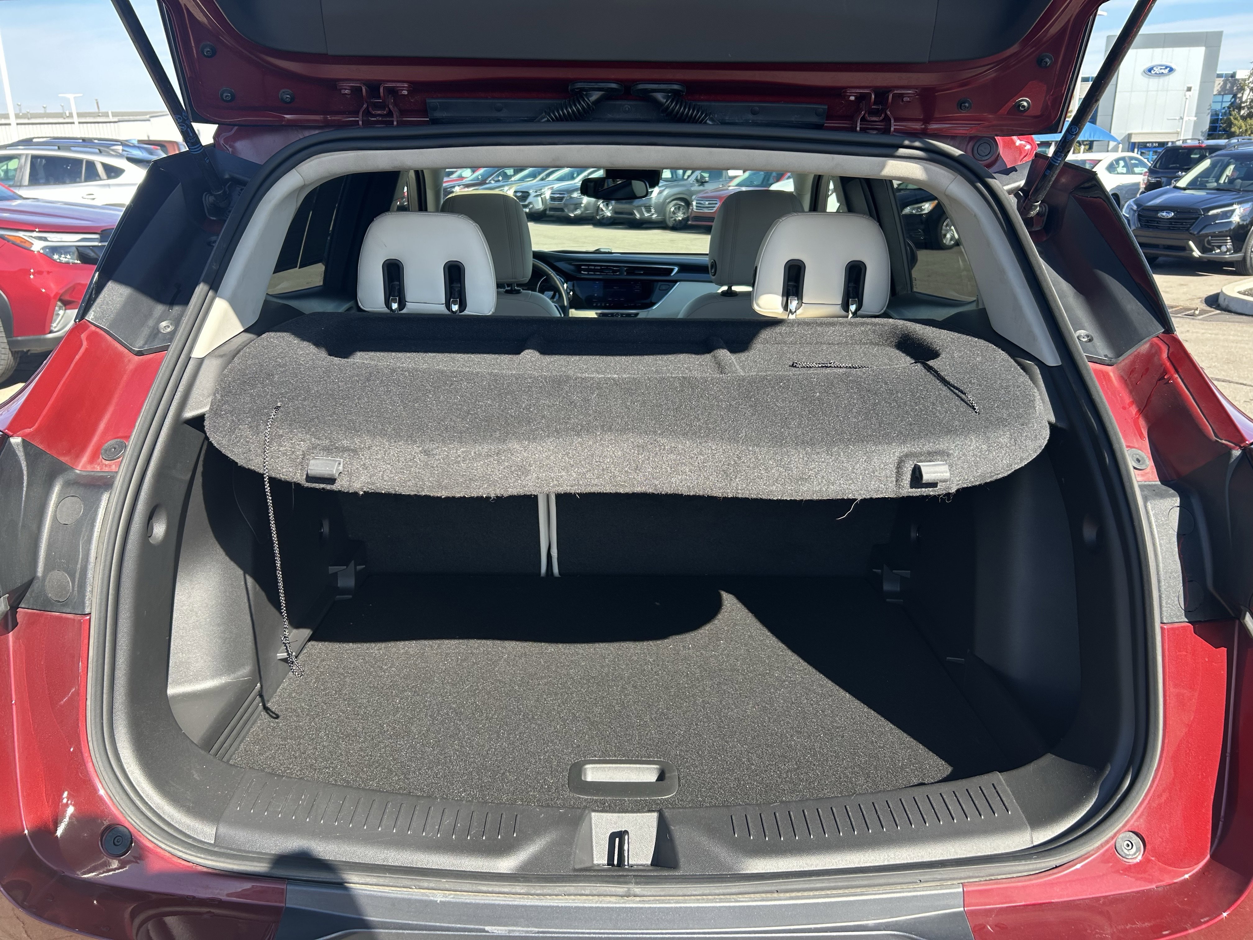 Used 2022 Buick Encore GX Essence w/ Experience Buick Package image 23