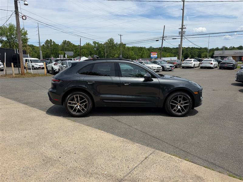 Used 2025 Porsche Macan Turbo AWD/4WD image 9