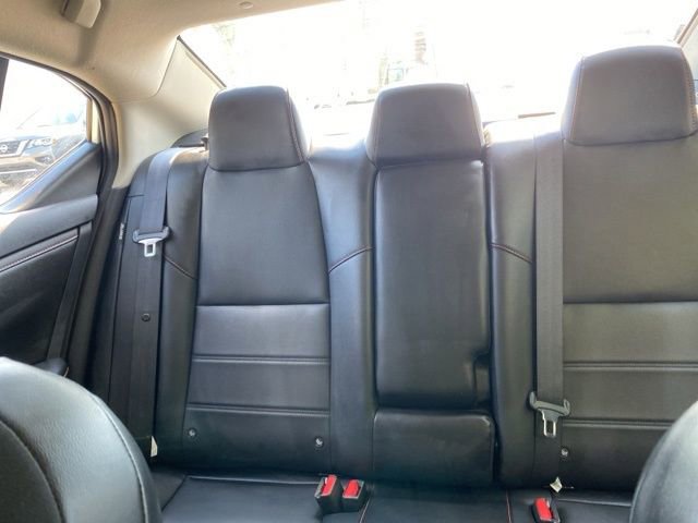 Used 2025 Nissan Sentra SR w/ SR Premium Package image 16