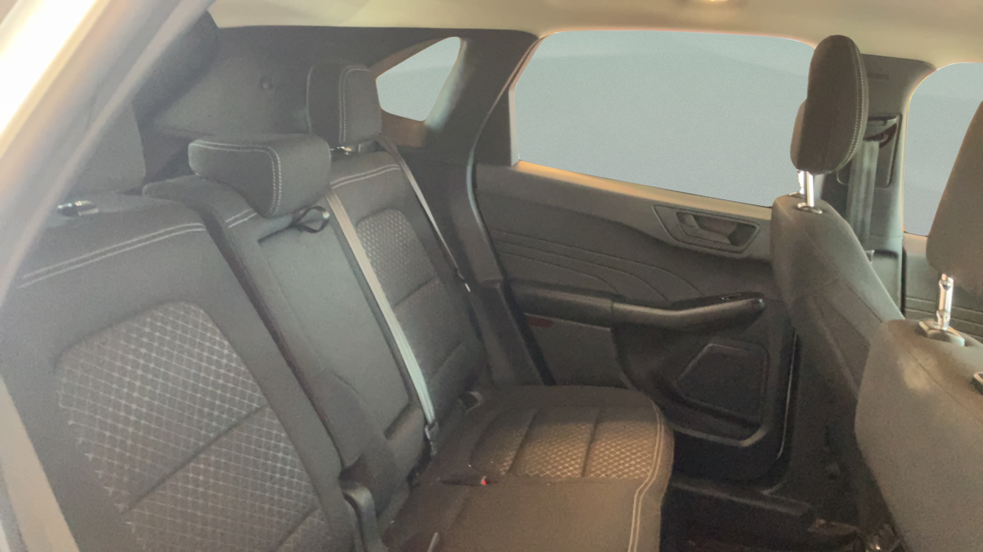 Used 2024 Ford Escape Active w/ Cold Weather Package FWD image 31