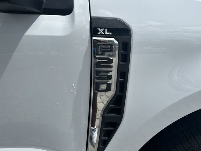 Used 2024 Ford F250 XL w/ XL Chrome Package RWD image 35