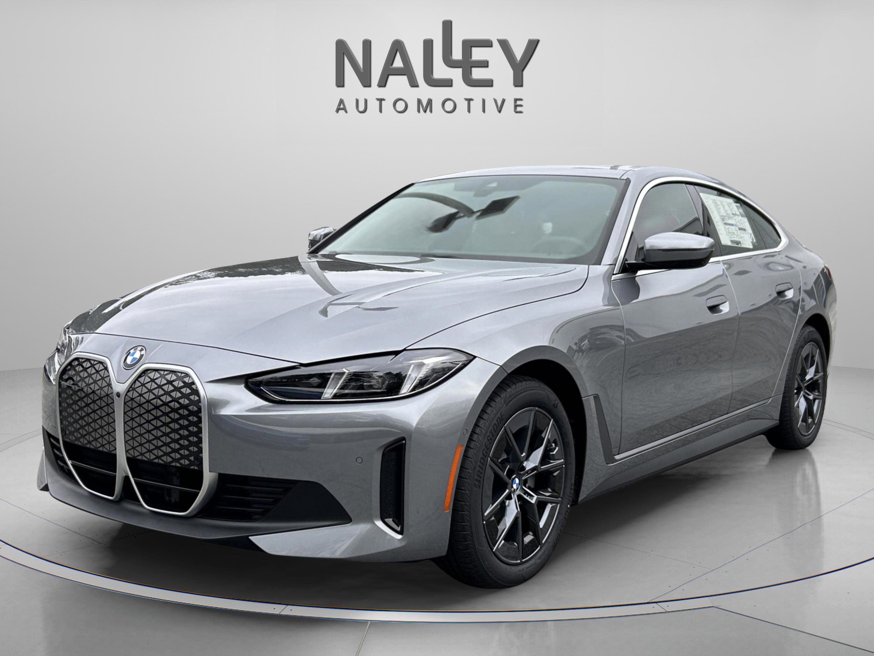 Used 2026 BMW i4 eDrive40 w/ Parking Assistance Package image 2