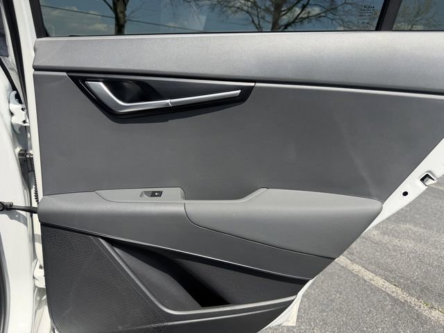 Certified 2023 Kia Niro EX Touring image 32