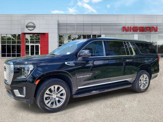 Used 2021 GMC Yukon XL Denali image 8