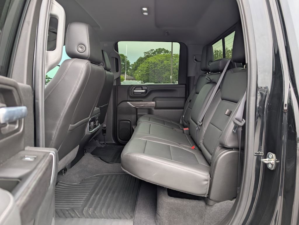 Used 2020 Chevrolet Silverado 2500 LTZ w/ LTZ Convenience Package AWD/4WD image 11