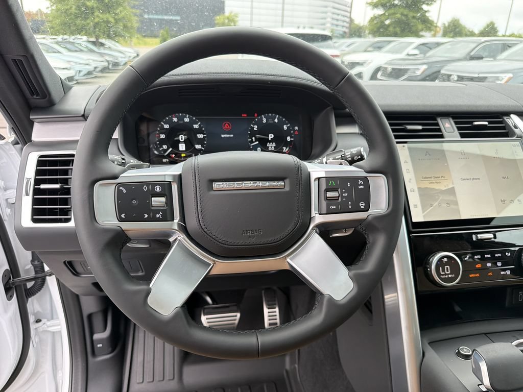 New 2026 Land Rover Discovery Limited Edition AWD/4WD image 18