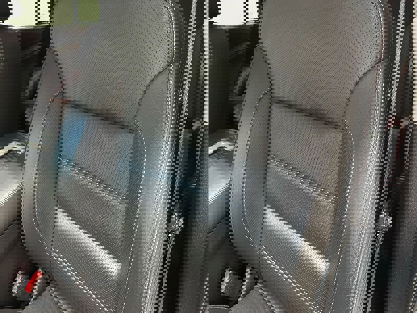 Used 2018 GMC Yukon Denali w/ Denali Ultimate Package image 18