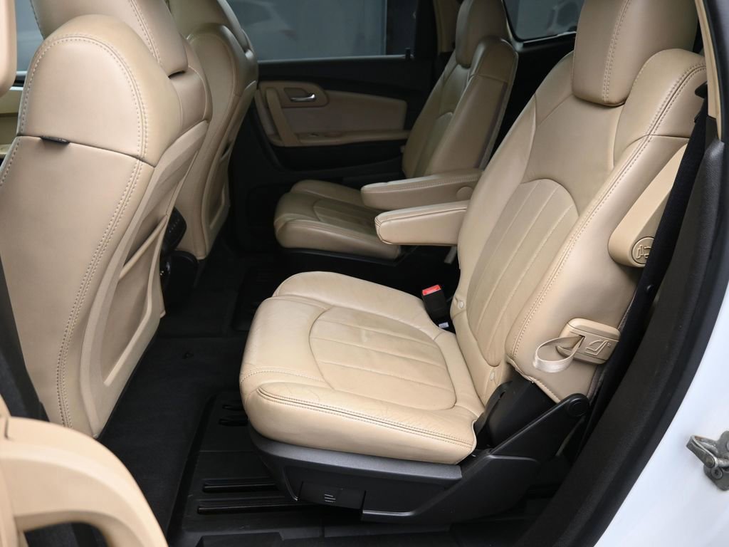 Used 2009 Chevrolet Traverse LTZ image 26