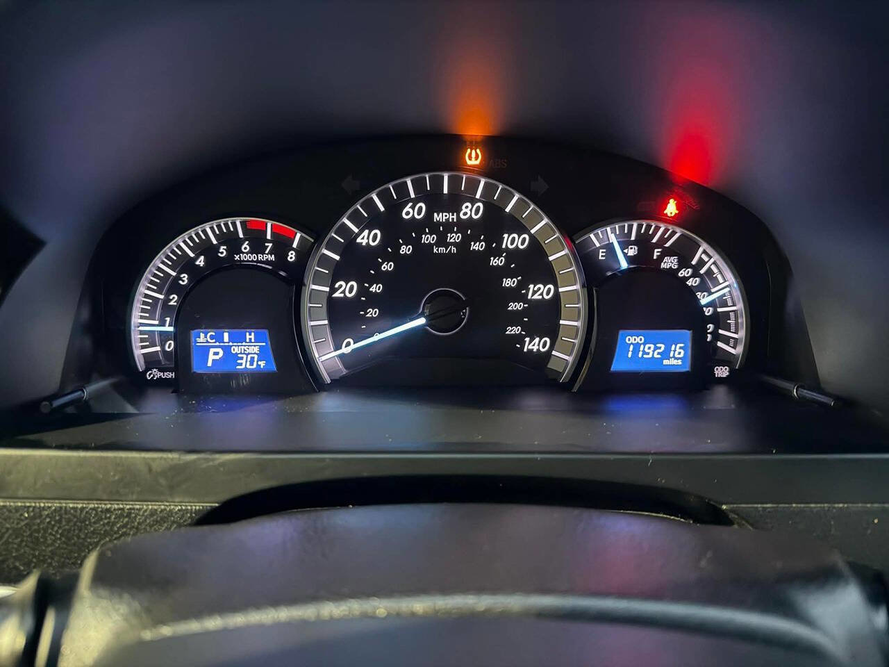 Used 2014 Toyota Camry SE image 9