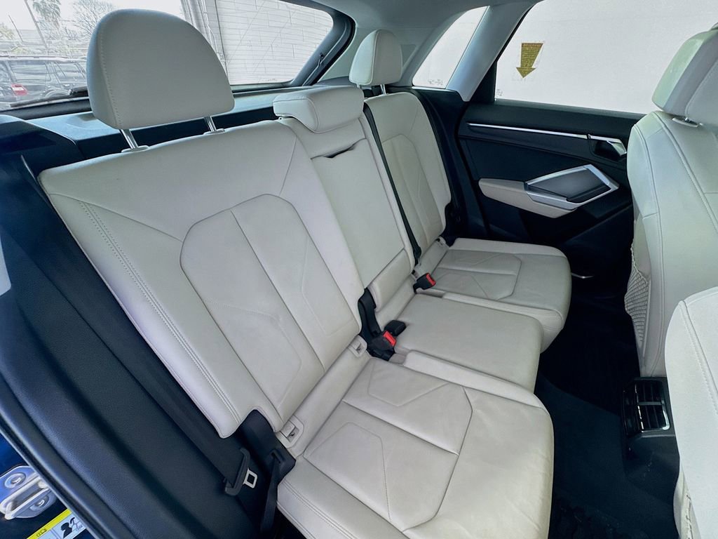 Used 2021 Audi Q3 2.0T Premium Plus w/ Premium Plus Package image 29