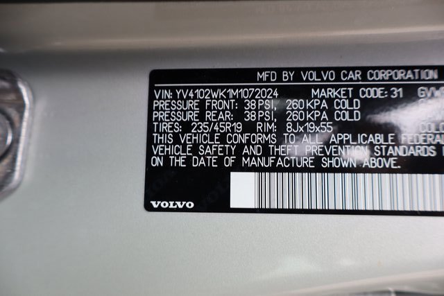 Used 2021 Volvo V60 T5 Cross Country w/ Climate Package image 48