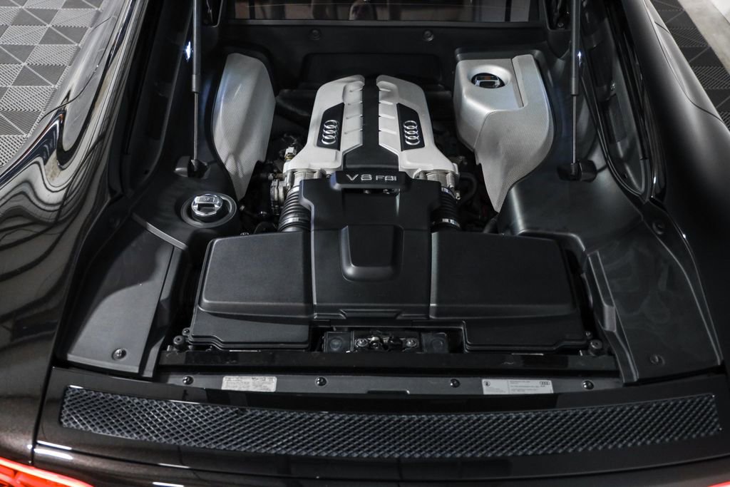 Used 2014 Audi R8 V8 image 24