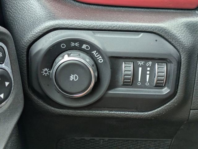 Used 2021 Jeep Wrangler Rubicon image 24