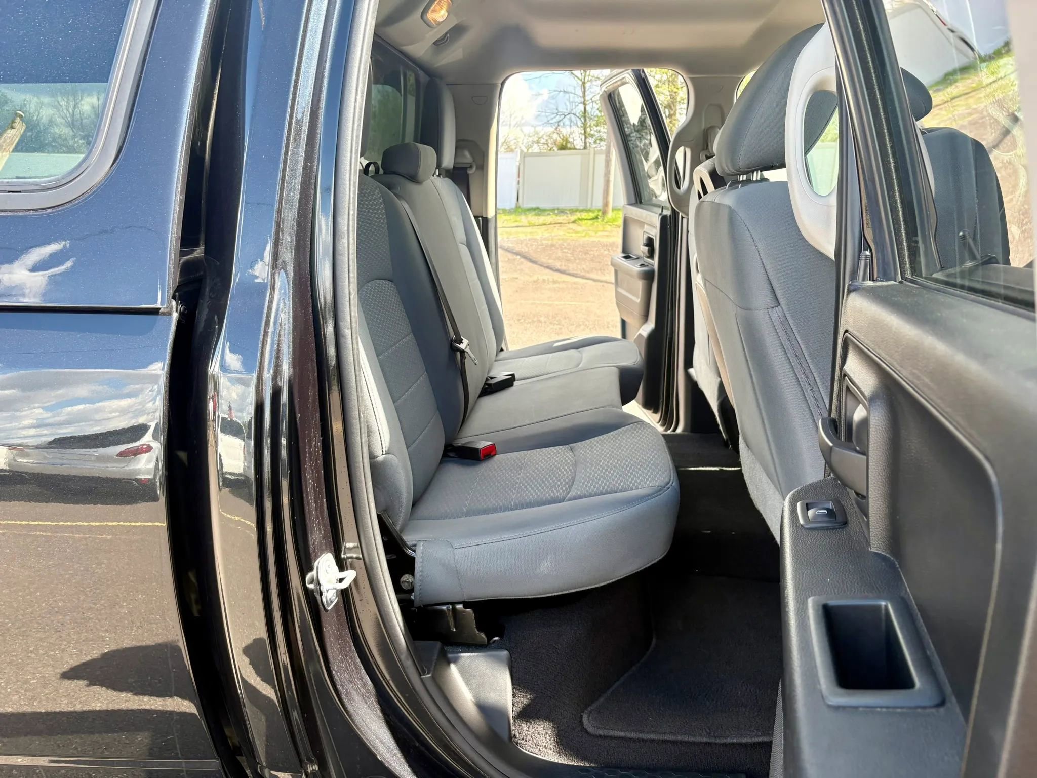 Used 2017 RAM 1500 Express w/ Black Ram 1500 Express Group image 19