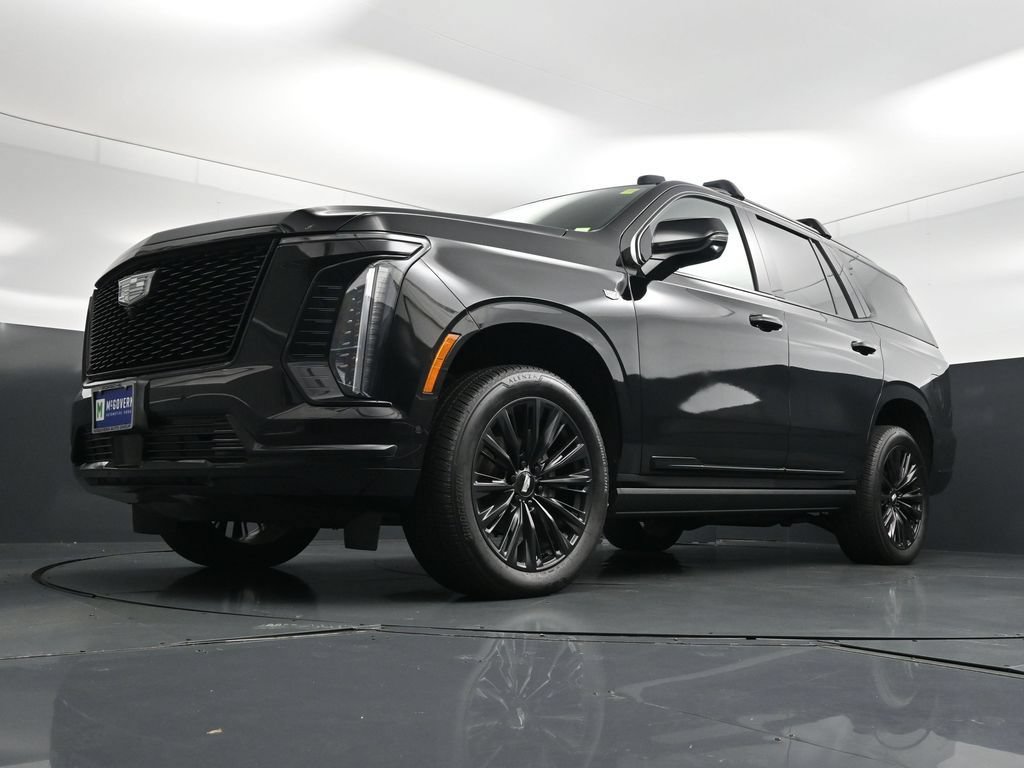 Used 2025 Cadillac Escalade Sport w/ LPO, ONYX Package AWD/4WD image 20