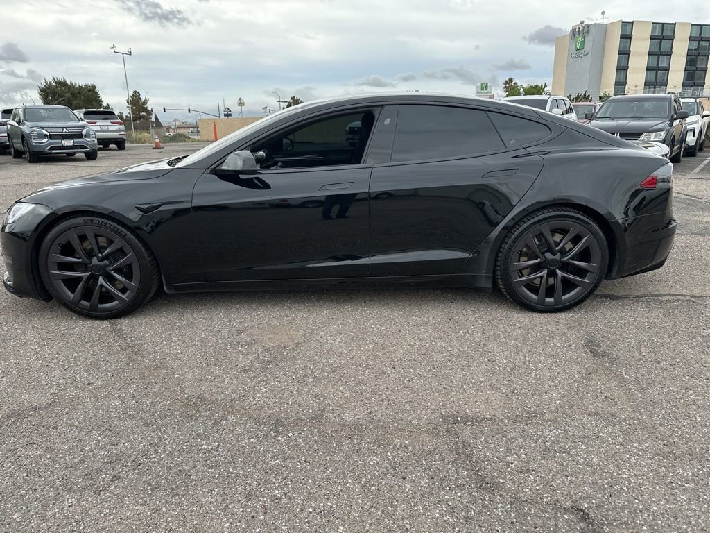 Used 2021 Tesla Model S Plaid image 4