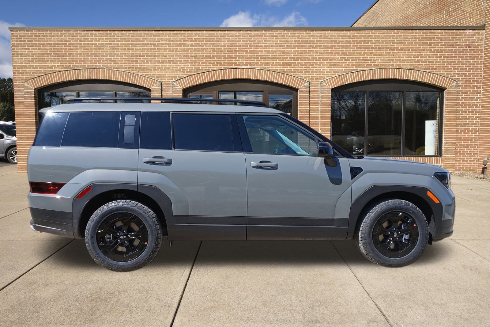 New 2026 Hyundai Santa Fe XRT image 2