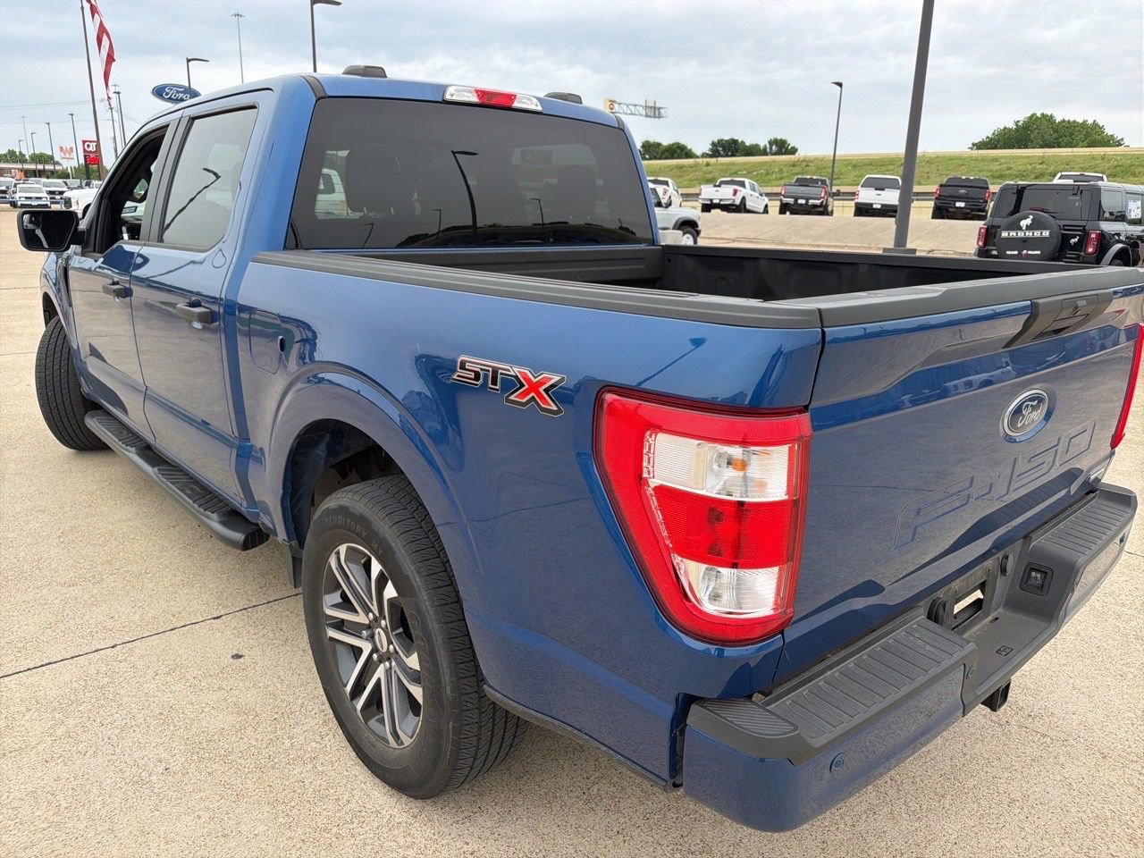 Used 2023 Ford F150 XL w/ STX Appearance Package RWD image 10