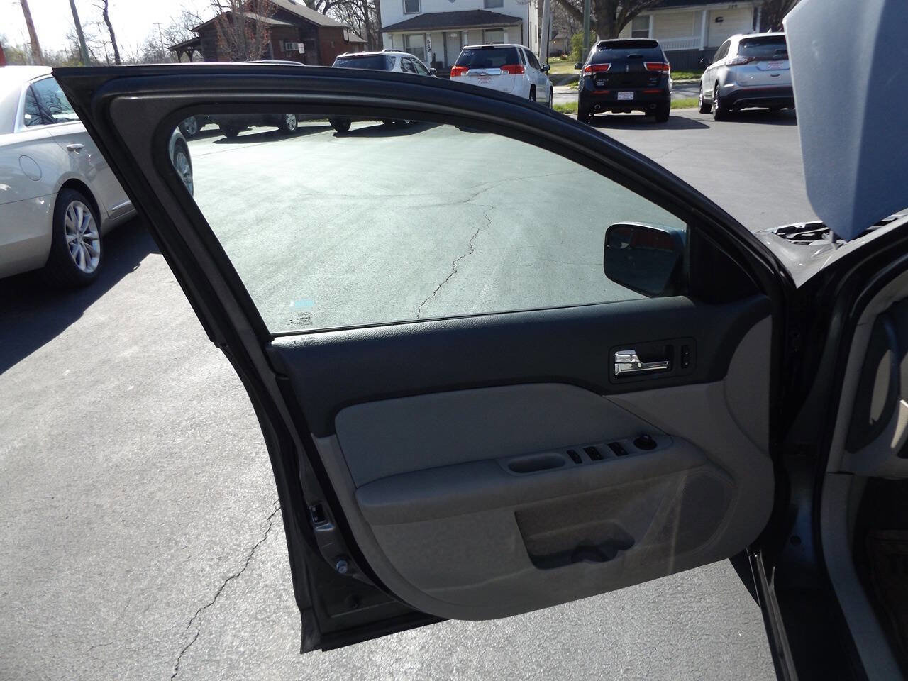 Used 2012 Ford Fusion SE image 17