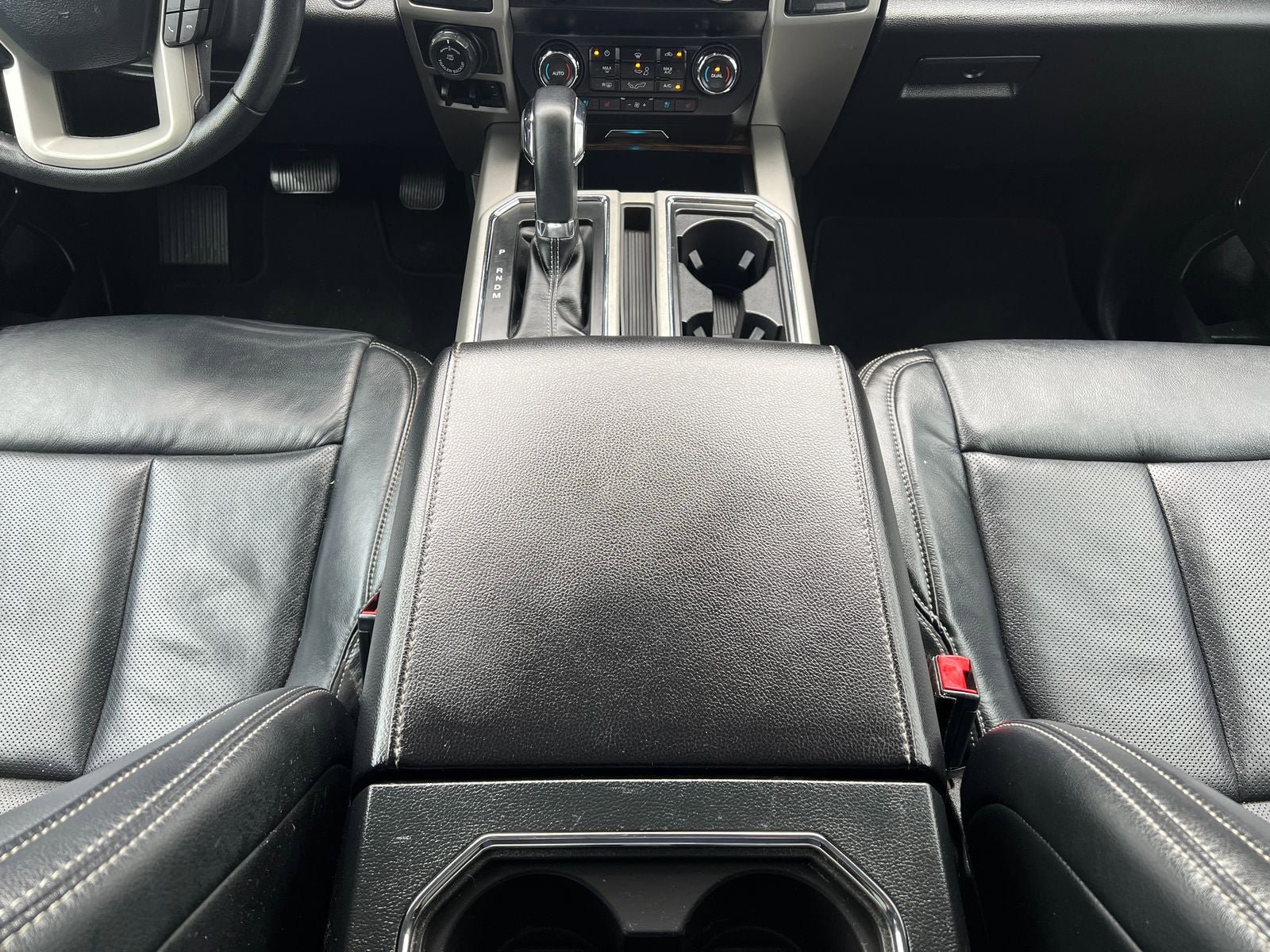 Used 2020 Ford F150 Lariat RWD image 23
