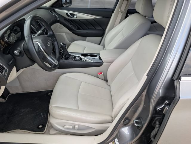 Used 2020 INFINITI Q50 Luxe w/ Cargo Package RWD image 8