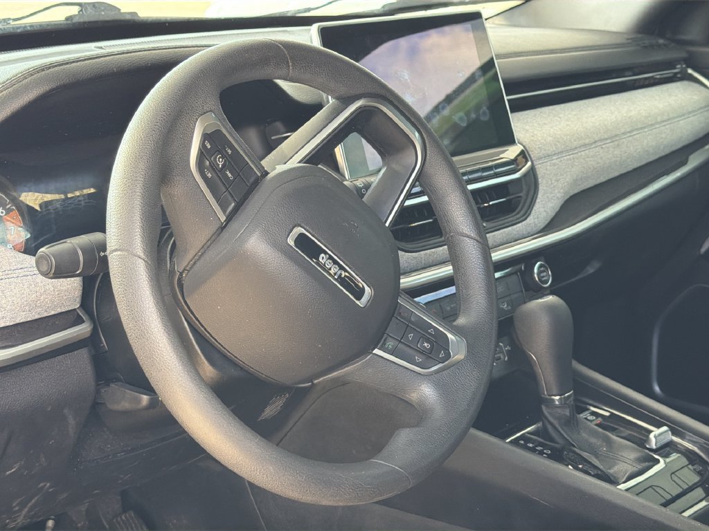 Used 2023 Jeep Compass Sport AWD/4WD image 6
