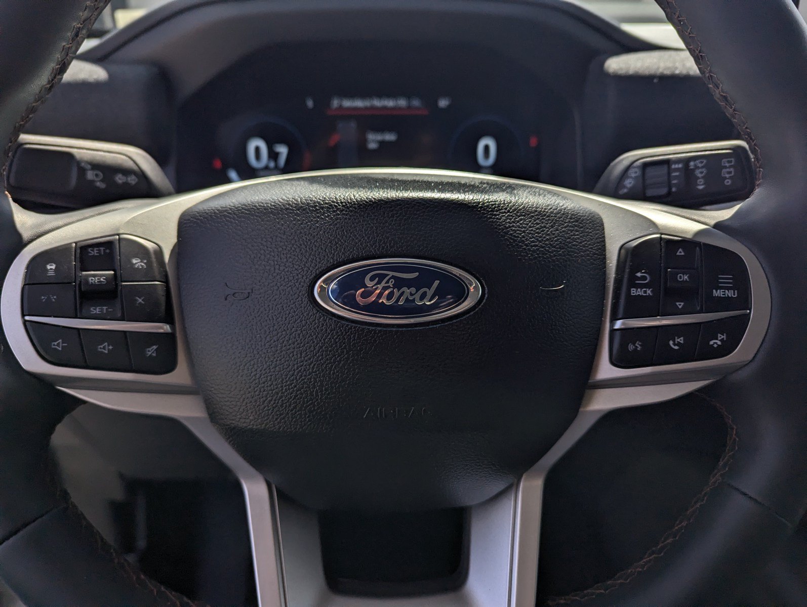 Certified 2025 Ford Explorer Active RWD image 11