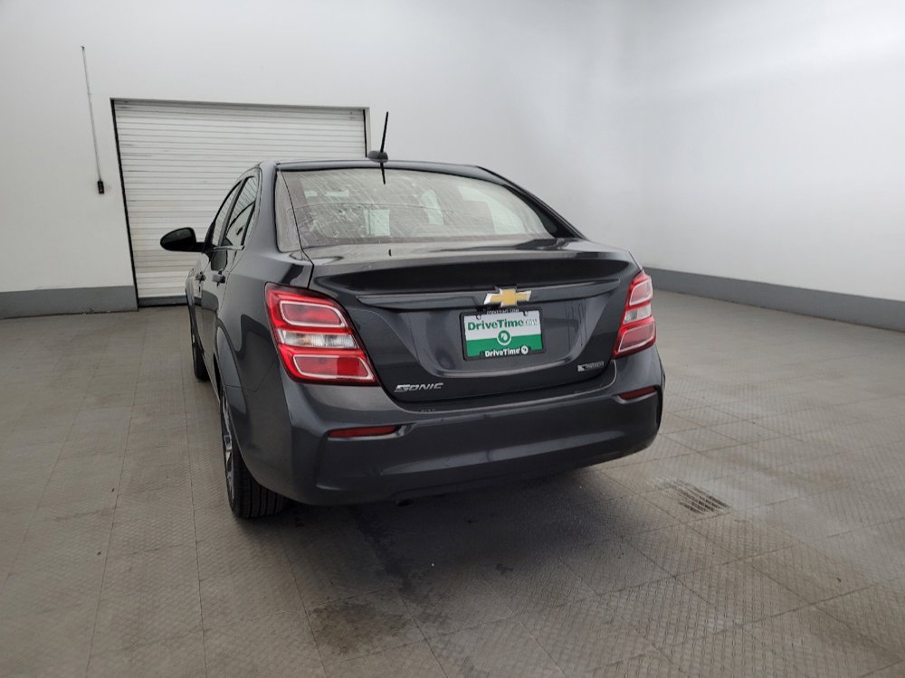 Used 2020 Chevrolet Sonic Premier FWD image 6