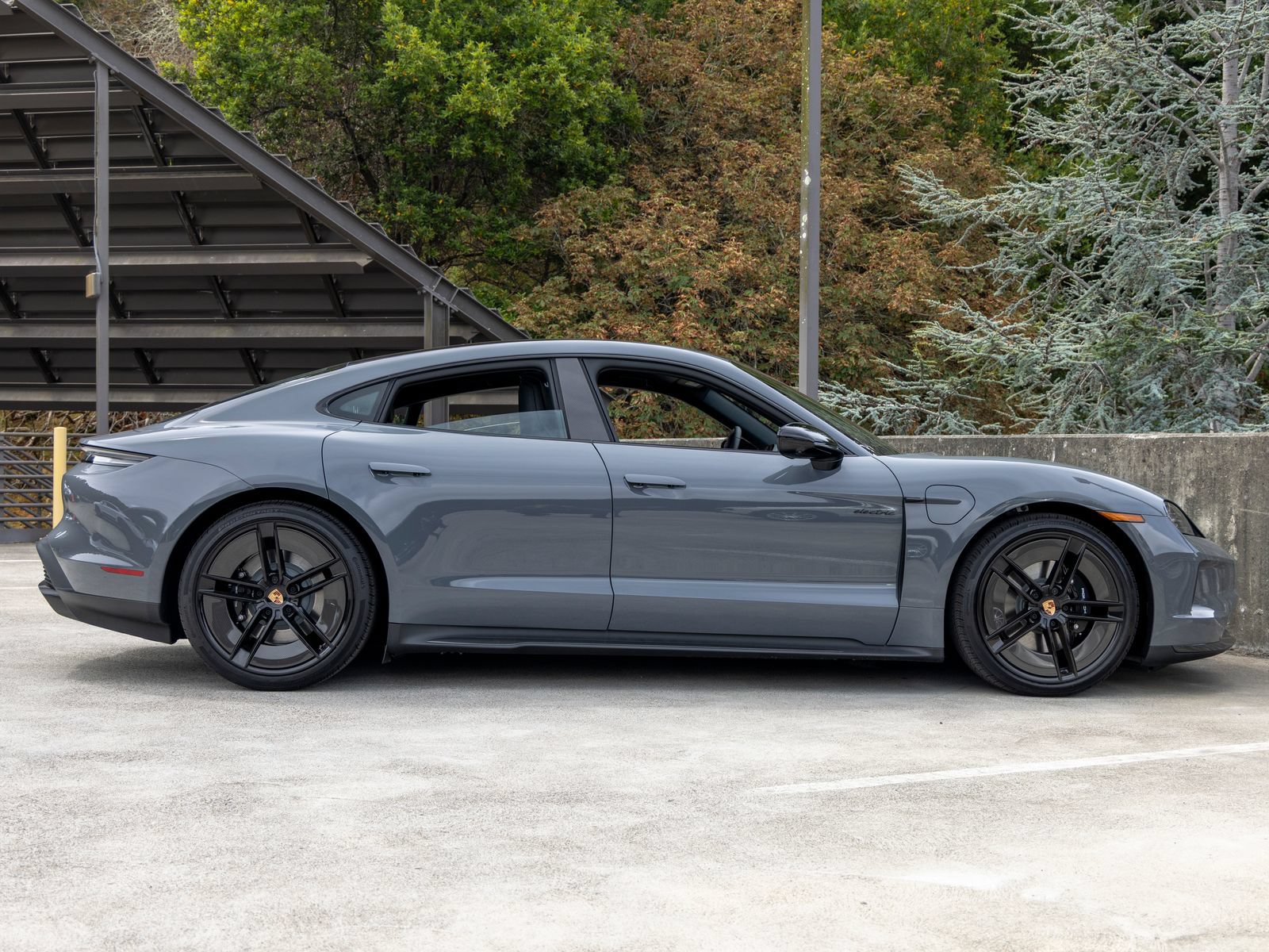 New 2026 Porsche Taycan RWD image 12