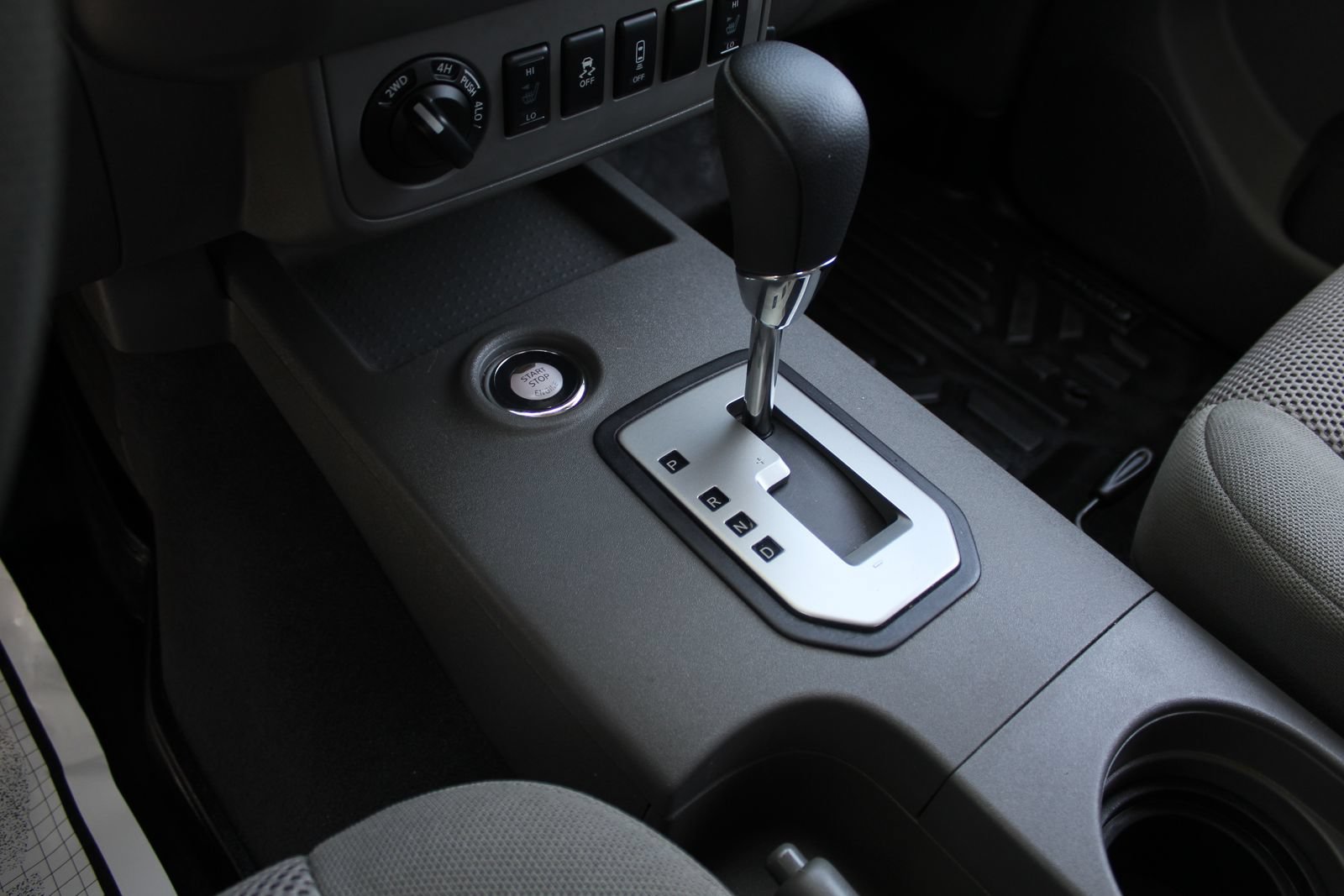 Used 2020 Nissan Frontier SV AWD/4WD image 19